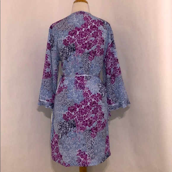 NWT Jones New York light blue and dark pink robe. - Picture 4 of 9